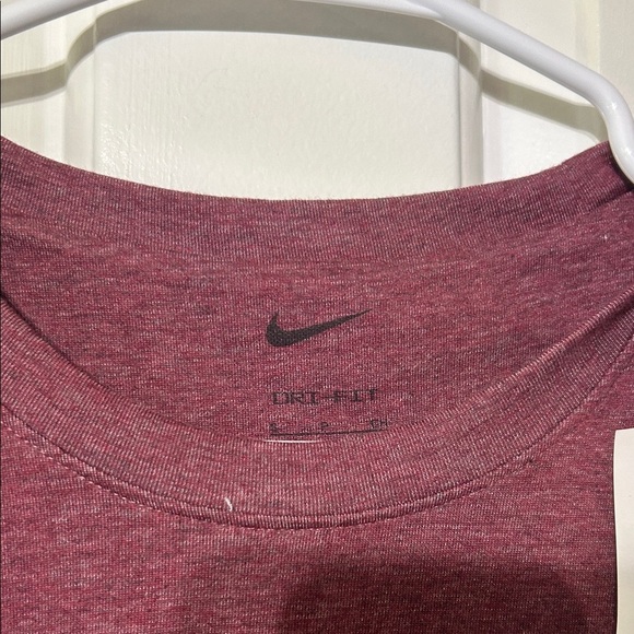 Nike Men's Burgundy Short Sleeve Tee - Picture 2 of 5